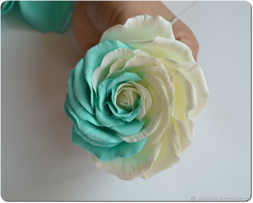 Создаем двухцветную розу «Инь-Янь» из фоамирана, фото № 25