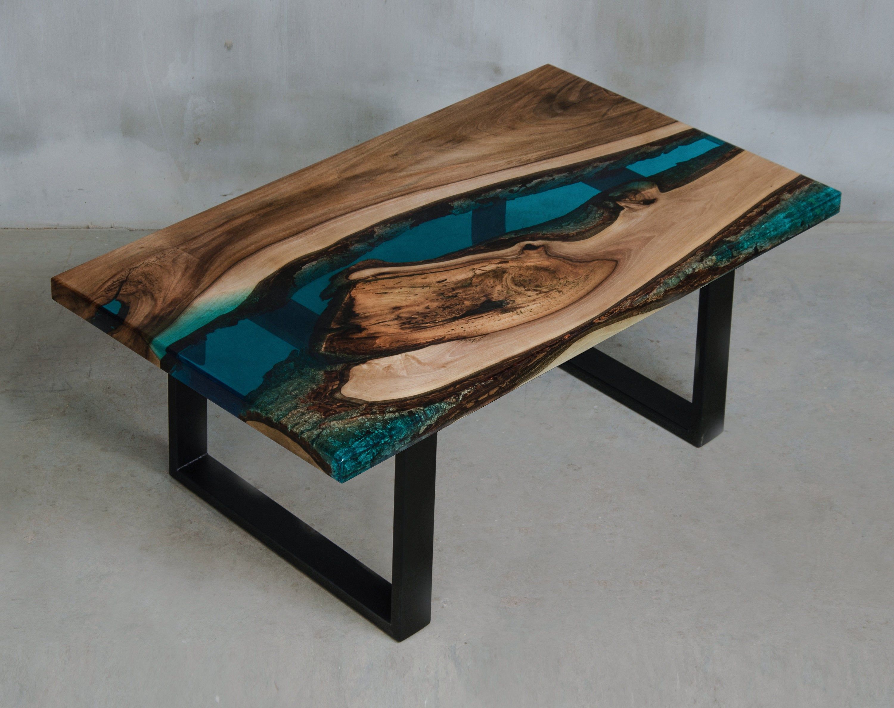 Как сделать стол из эпоксидной смолы. Epoxy Resin River Table. Мебель. Стол из слэба дерева с эпоксидной смолой. Слэб из дерева с эпоксидной смолой. Мебель из слэба и эпоксидной смолы.