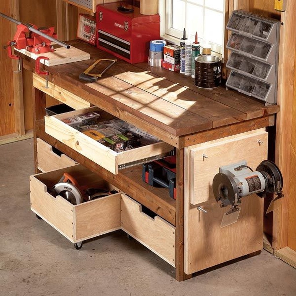 стол для гаража с ящиками